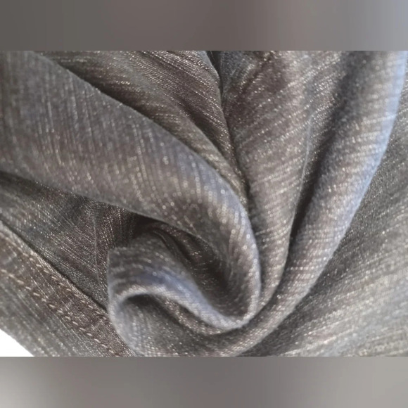 Tahari EUC Dark Wash Straight Leg Jeans Size 4 - Picture 9 of 10